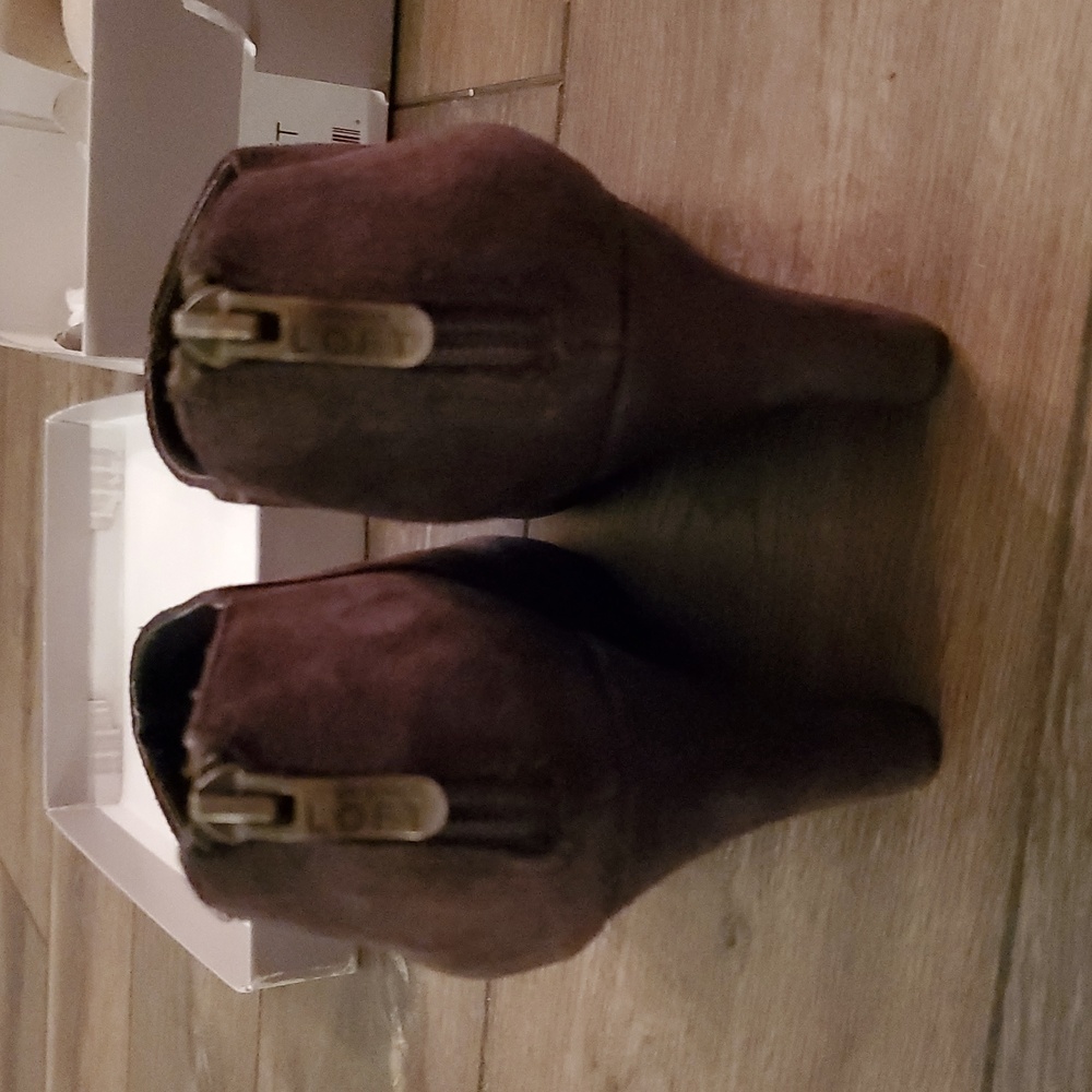 LOFT Chocolate Brown Wedge Booties Size 8.5 Faux Suede - Picture 7 of 16